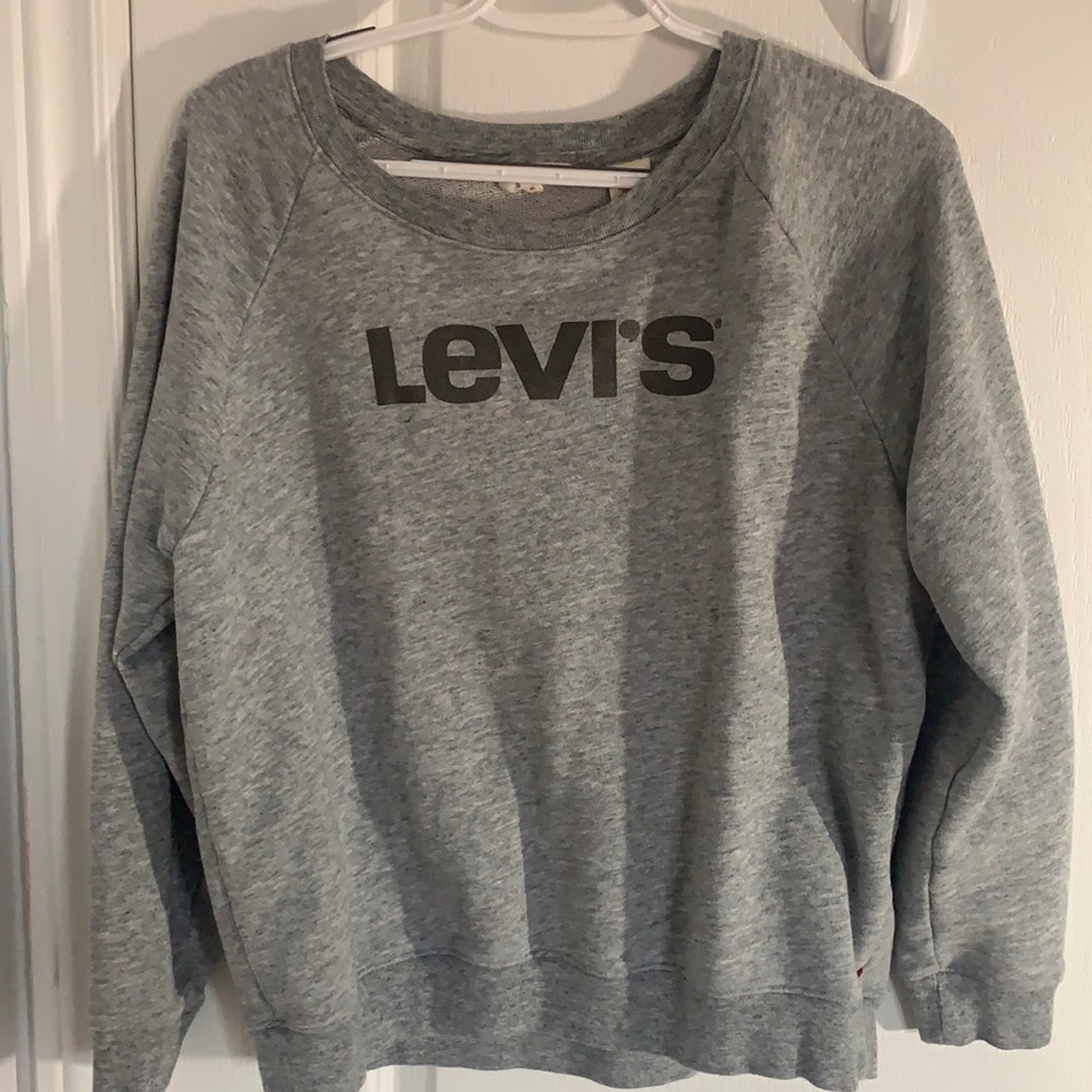 Levi’s grey sweatshirt